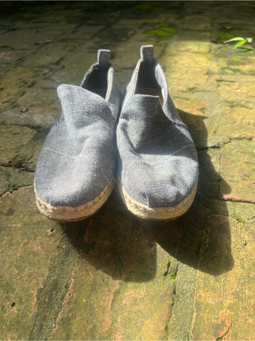 Toms Slip-On in denim canvas